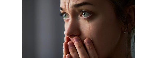 Crying with Contact Lenses: Is it Safe? - TA-TO.com